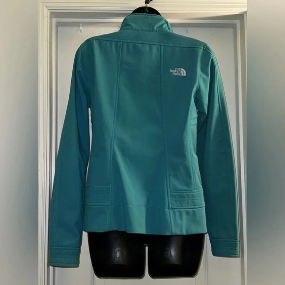 The North Face Beautiful Teal Jacket - Picture 4 of 8